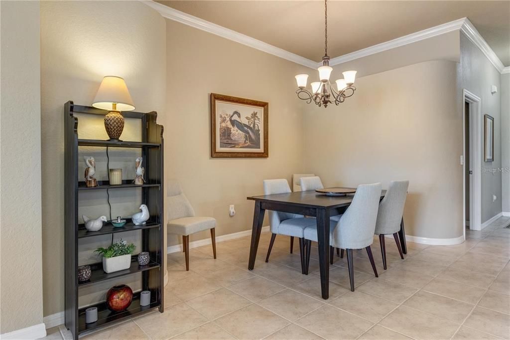 待售: $339,900 (3 贝兹, 2 浴室, 1713 平方英尺)