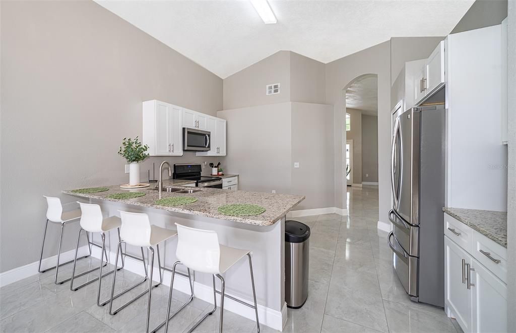 For Sale: $425,000 (4 beds, 3 baths, 1905 Square Feet)