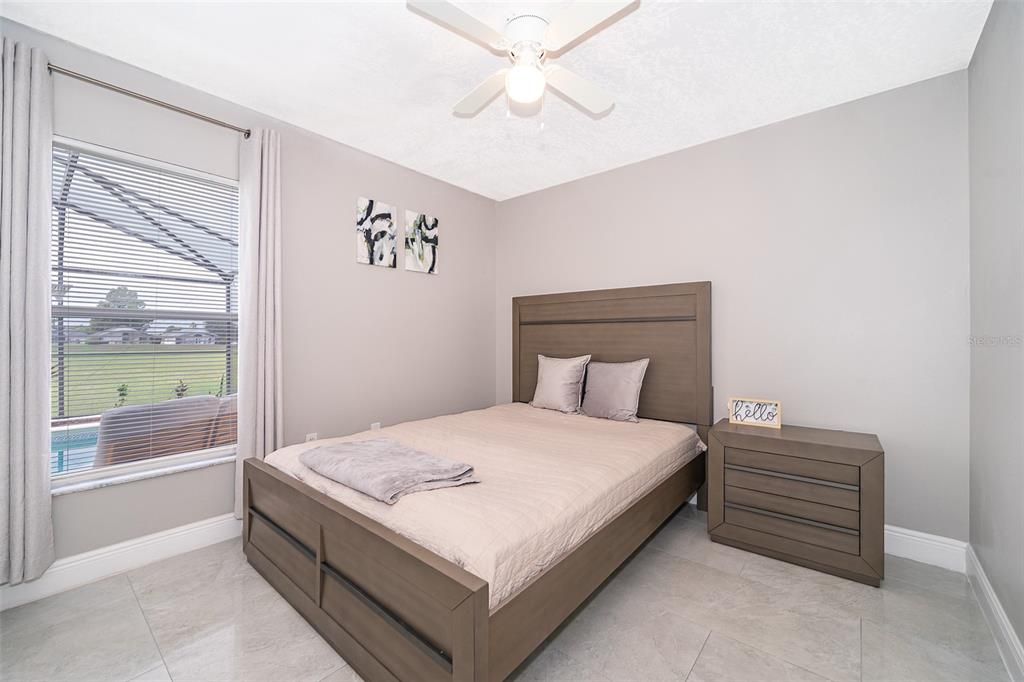 For Sale: $425,000 (4 beds, 3 baths, 1905 Square Feet)