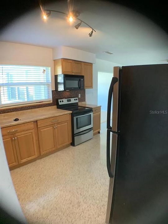 For Rent: $2,200 (2 beds, 2 baths, 1260 Square Feet)