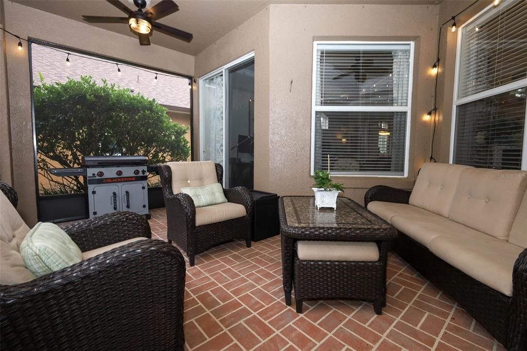 待售: $575,000 (3 贝兹, 2 浴室, 1816 平方英尺)