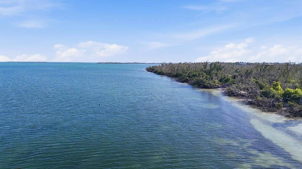 待售: $4,500,000 (4 贝兹, 2 浴室, 2648 平方英尺)