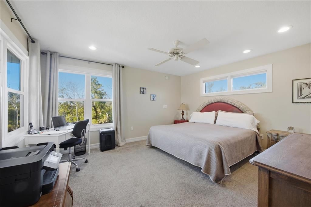 待售: $4,500,000 (4 贝兹, 2 浴室, 2648 平方英尺)