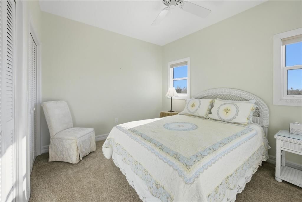 待售: $4,500,000 (4 贝兹, 2 浴室, 2648 平方英尺)