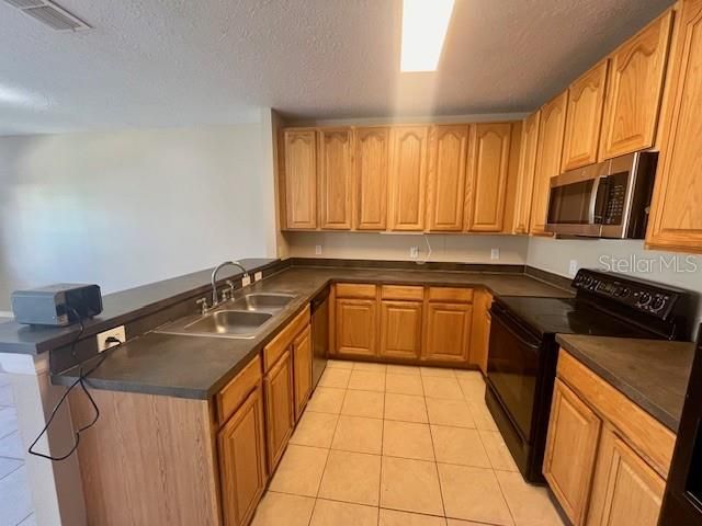 En Renta: $3,000 (3 camas, 2 baños, 1702 Pies cuadrados)