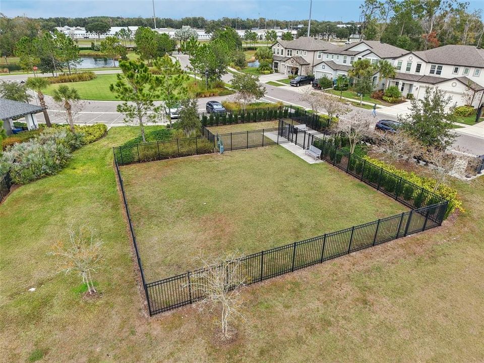 待售: $600,000 (4 贝兹, 2 浴室, 3292 平方英尺)