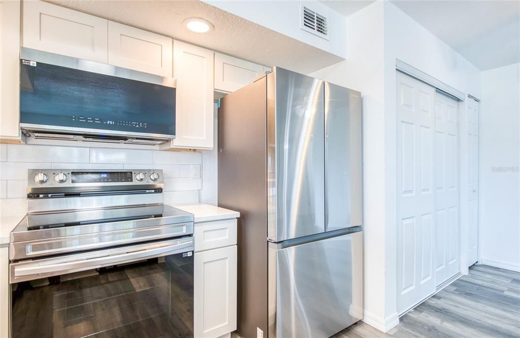 En Venta: $1,149,900 (12 camas, 0 baños, 2100 Pies cuadrados)