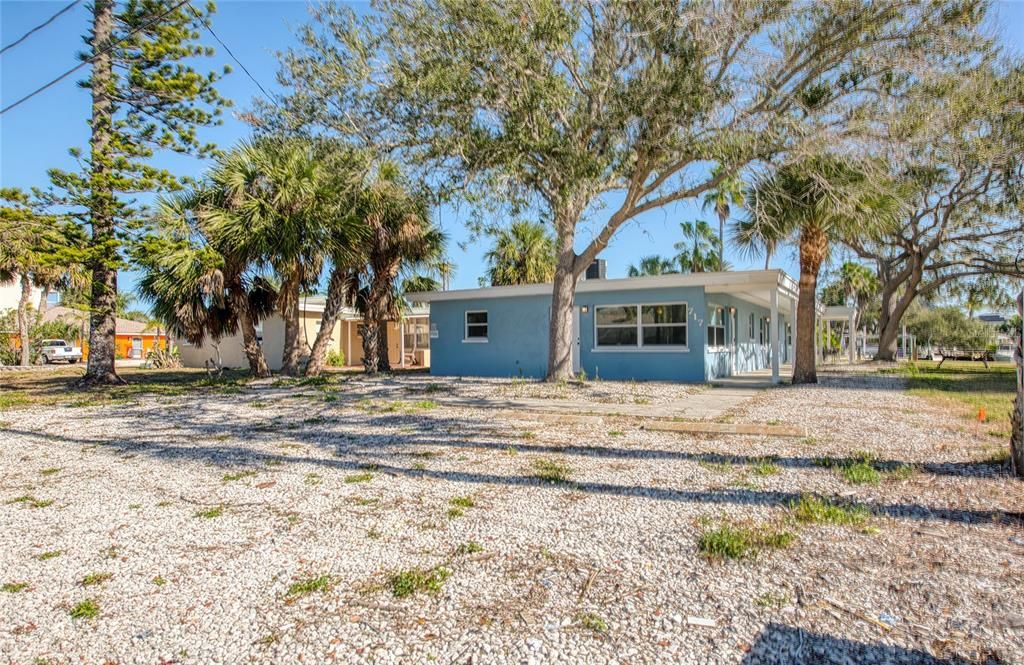 En Venta: $1,149,900 (12 camas, 0 baños, 2100 Pies cuadrados)