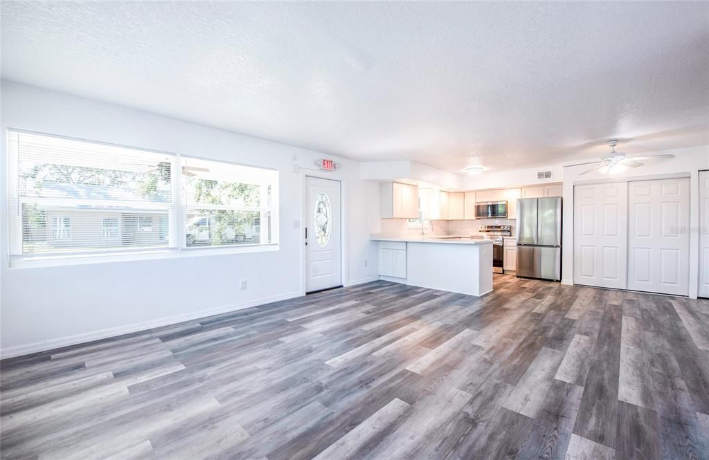 En Venta: $1,149,900 (12 camas, 0 baños, 2100 Pies cuadrados)