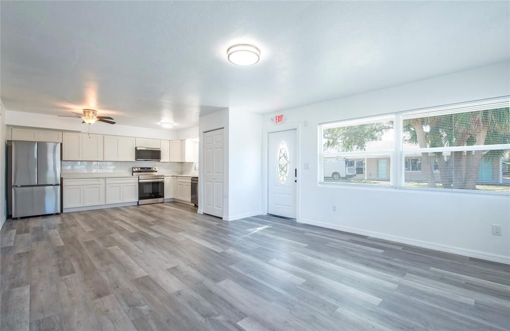 En Venta: $1,149,900 (12 camas, 0 baños, 2100 Pies cuadrados)