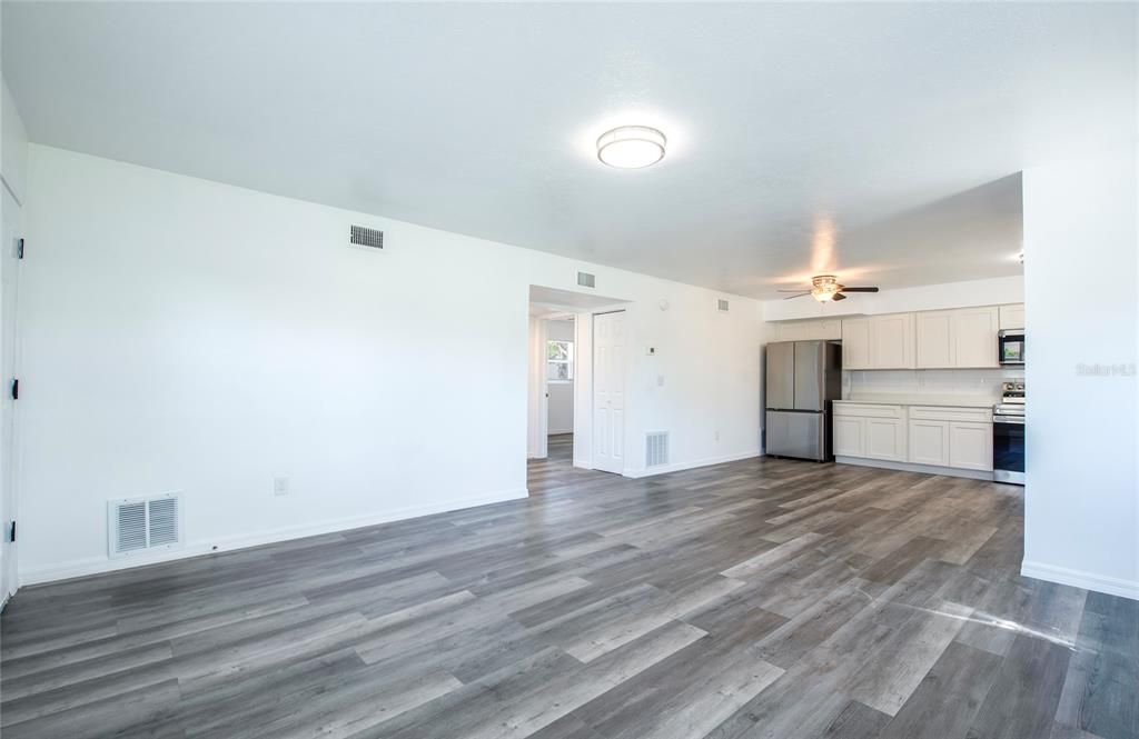 En Venta: $1,149,900 (12 camas, 0 baños, 2100 Pies cuadrados)