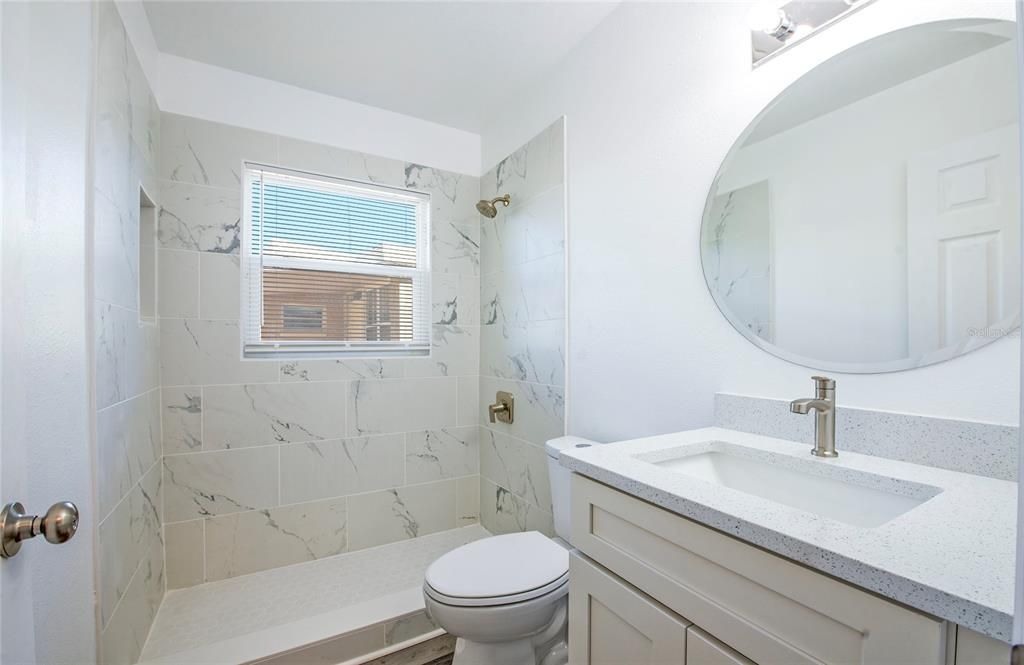 En Venta: $1,149,900 (12 camas, 0 baños, 2100 Pies cuadrados)