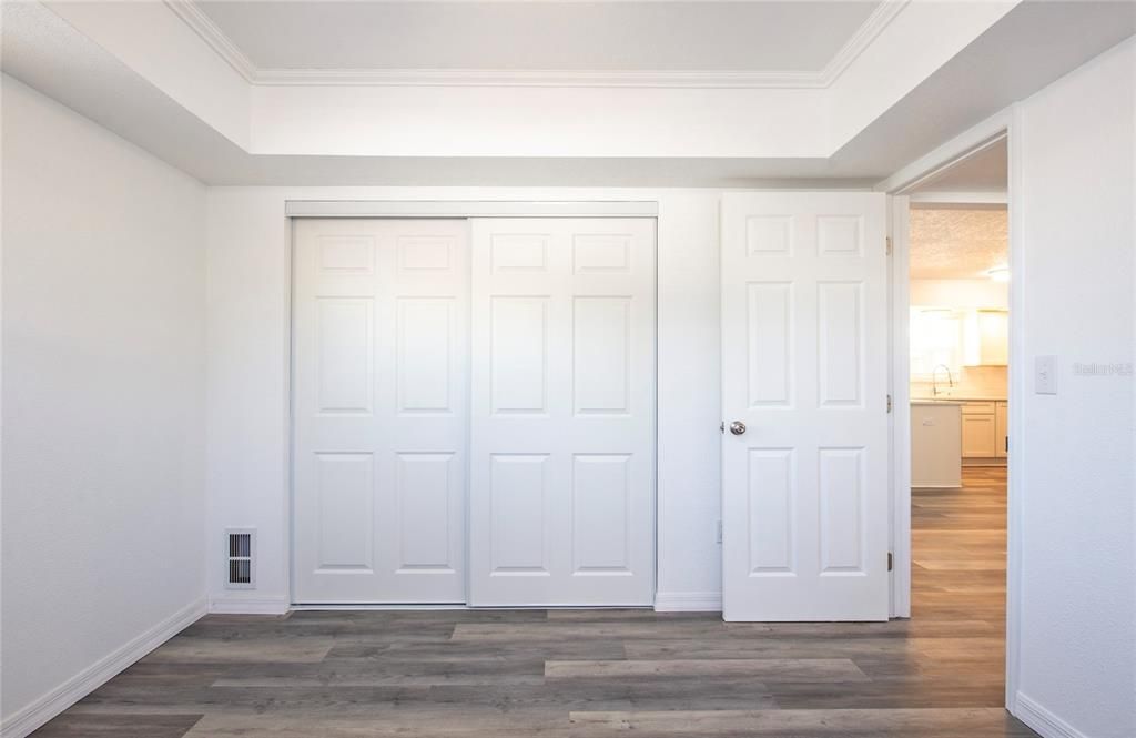 En Venta: $1,149,900 (12 camas, 0 baños, 2100 Pies cuadrados)