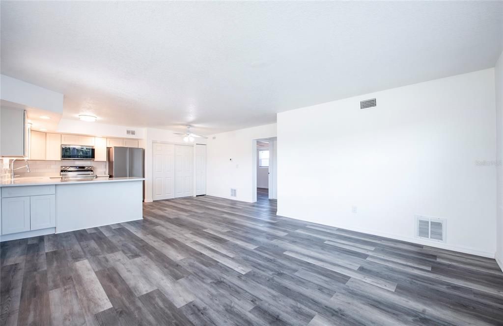 En Venta: $1,149,900 (12 camas, 0 baños, 2100 Pies cuadrados)