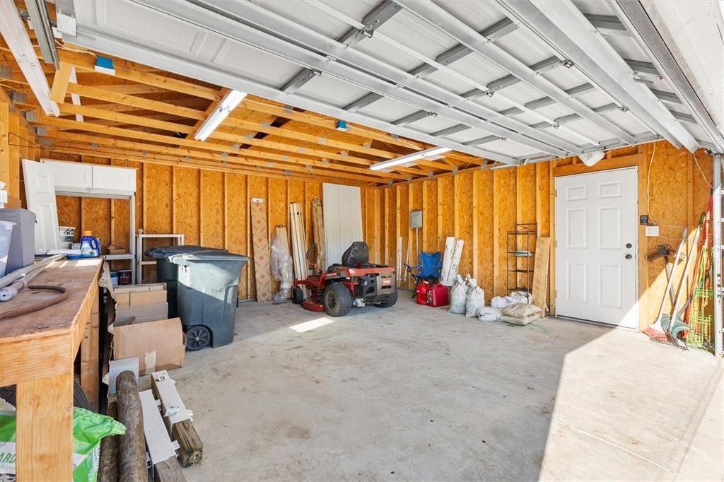 На продажу: $410,000 (3 спален, 2 ванн, 1965 Квадратных фут)