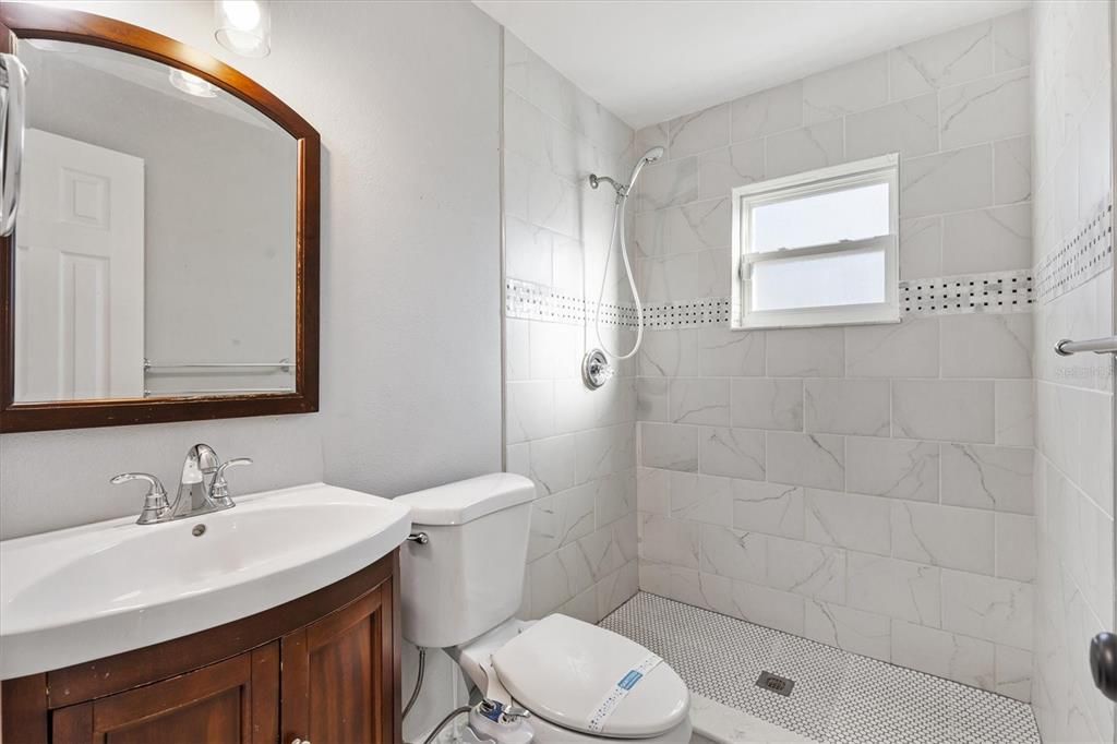 На продажу: $410,000 (3 спален, 2 ванн, 1965 Квадратных фут)