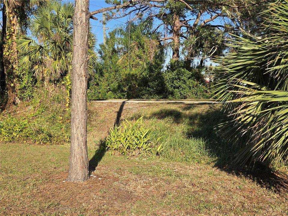 На продажу: $150,000 (0.13 acres)