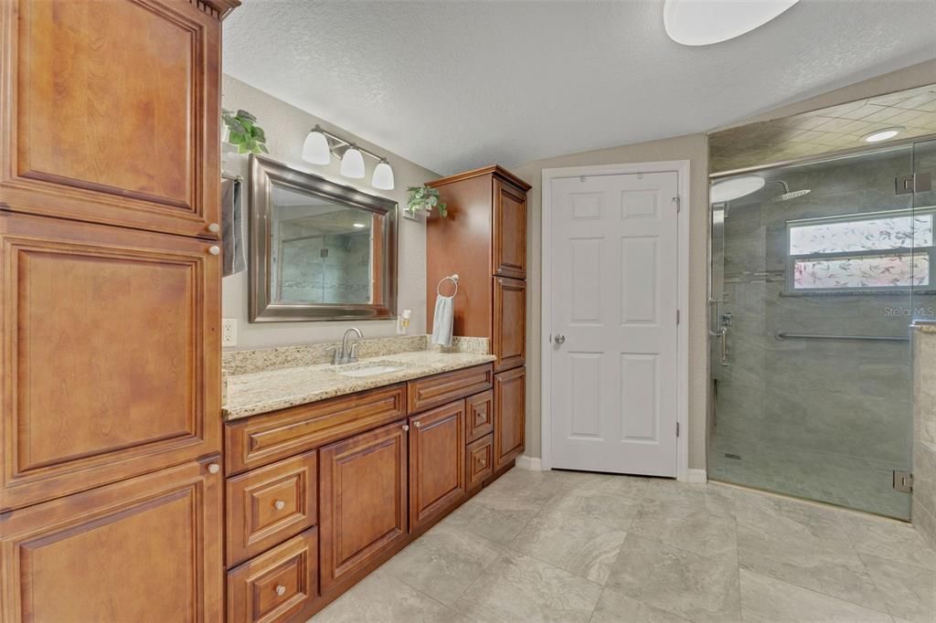 待售: $498,000 (3 贝兹, 2 浴室, 2201 平方英尺)