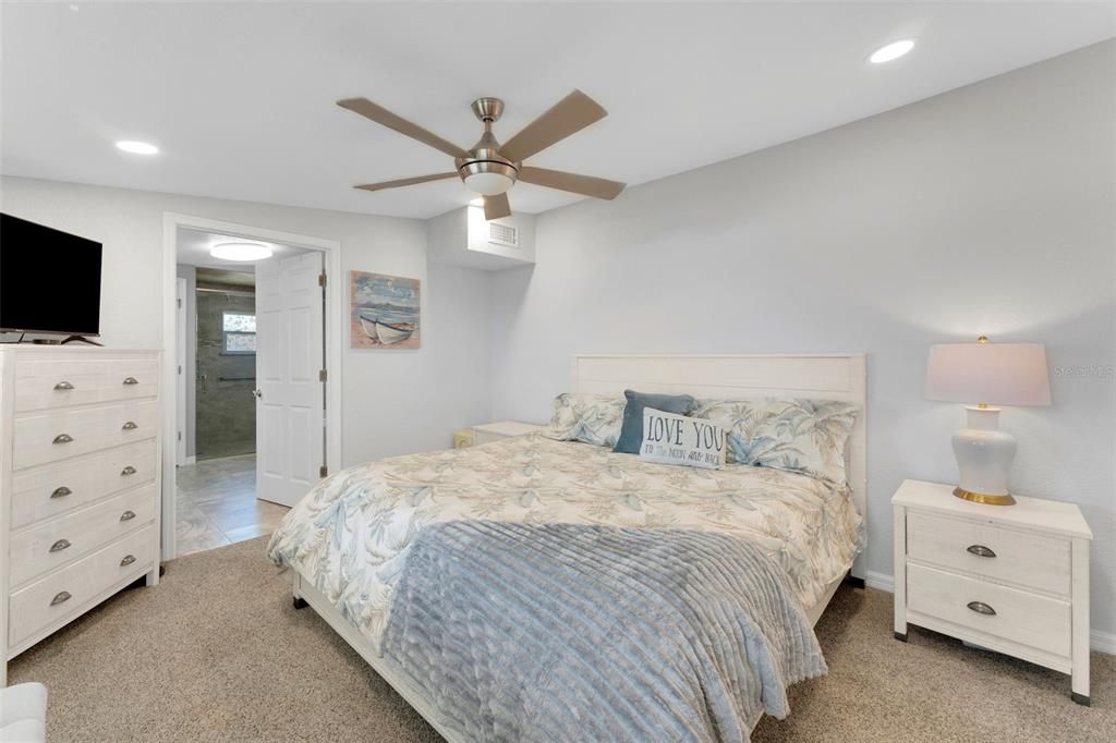 待售: $498,000 (3 贝兹, 2 浴室, 2201 平方英尺)