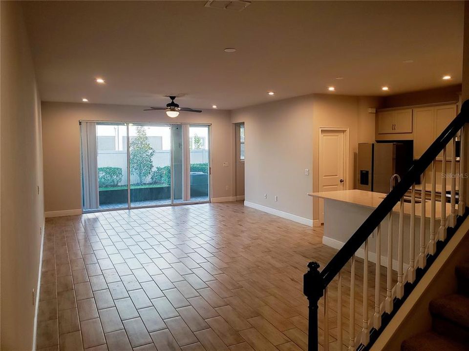 For Rent: $3,000 (3 beds, 2 baths, 2281 Square Feet)