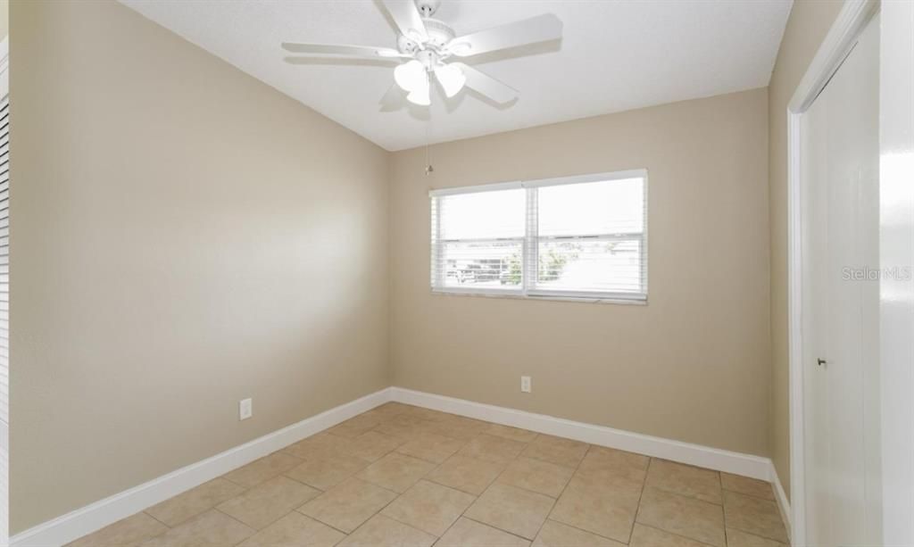 For Rent: $1,900 (3 beds, 2 baths, 1325 Square Feet)