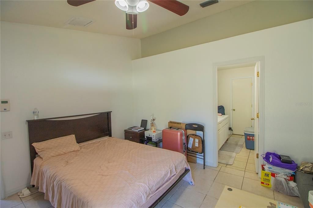 На продажу: $340,000 (3 спален, 2 ванн, 1503 Квадратных фут)