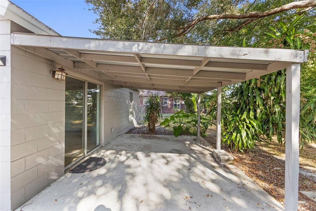 待售: $240,000 (3 贝兹, 1 浴室, 1228 平方英尺)