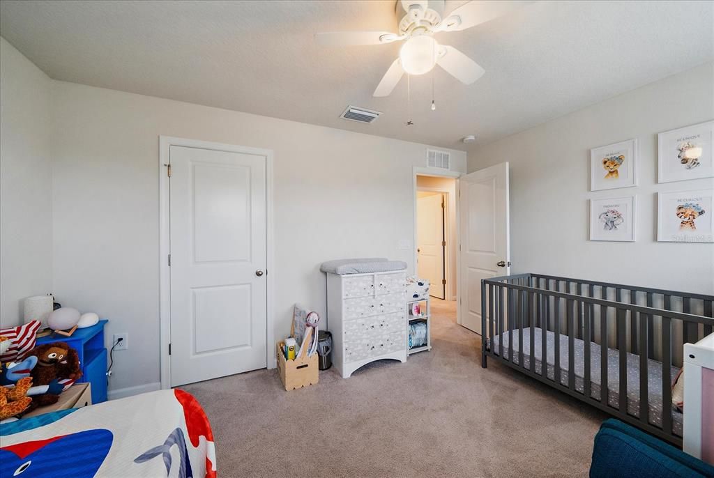 待售: $529,000 (5 贝兹, 3 浴室, 2356 平方英尺)