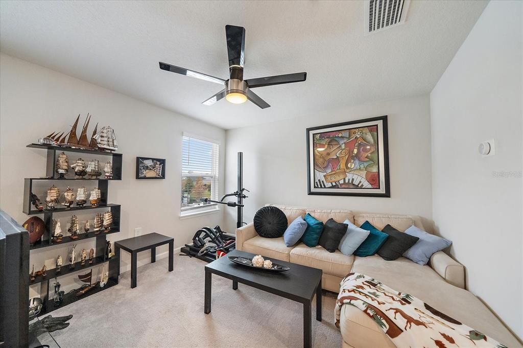 待售: $529,000 (5 贝兹, 3 浴室, 2356 平方英尺)