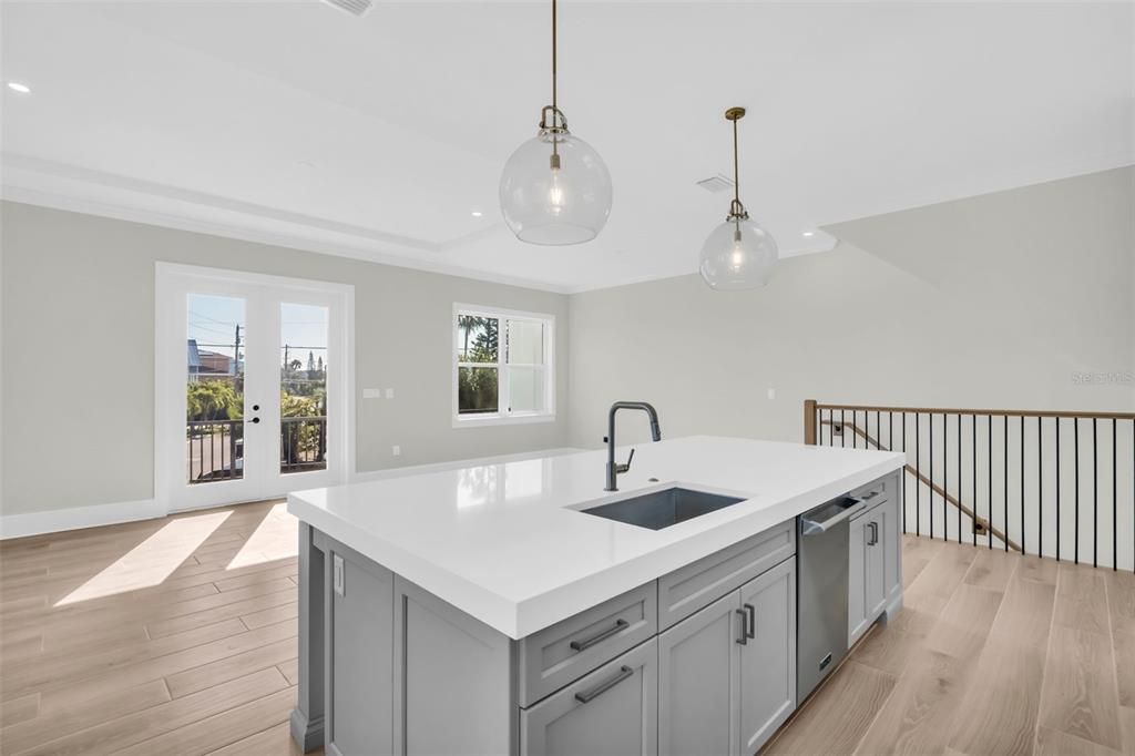 待售: $1,169,500 (3 贝兹, 3 浴室, 2200 平方英尺)