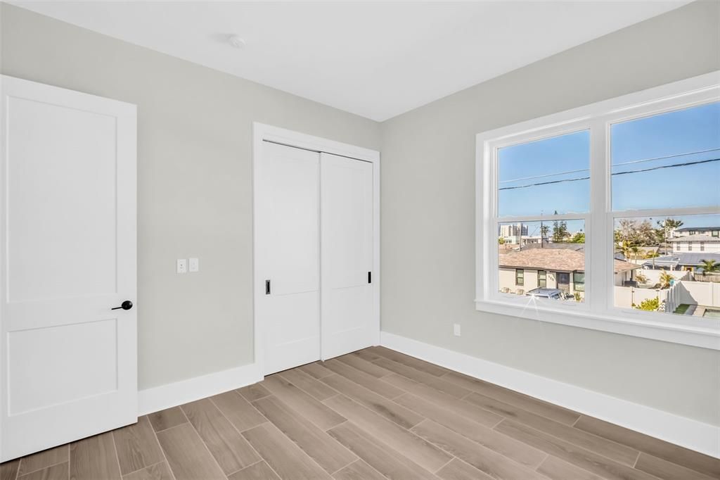 待售: $1,169,500 (3 贝兹, 3 浴室, 2200 平方英尺)