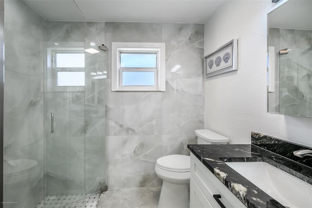 出租: $4,500 (3 贝兹, 2 浴室, 1896 平方英尺)