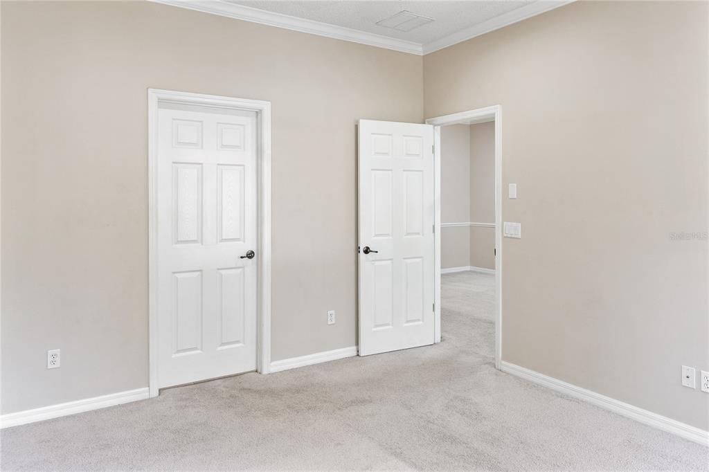 出租: $2,050 (3 贝兹, 2 浴室, 1376 平方英尺)