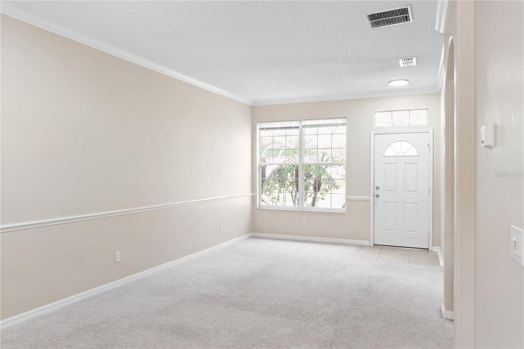 出租: $2,050 (3 贝兹, 2 浴室, 1376 平方英尺)