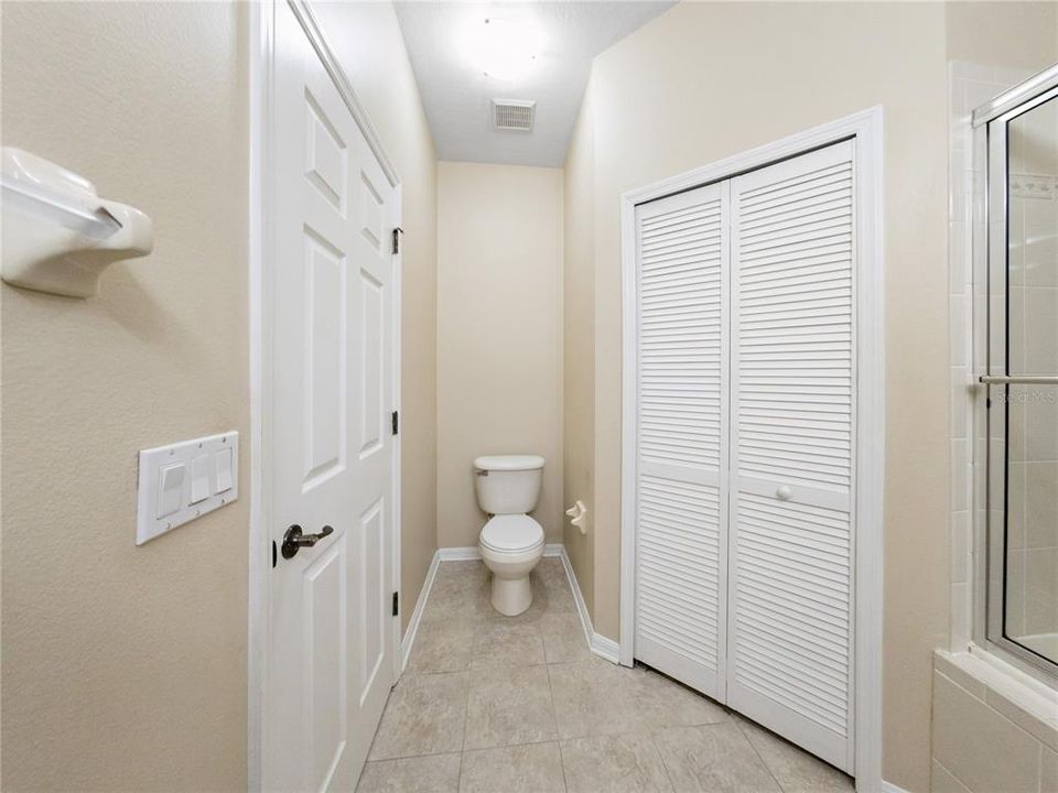 出租: $2,050 (3 贝兹, 2 浴室, 1376 平方英尺)