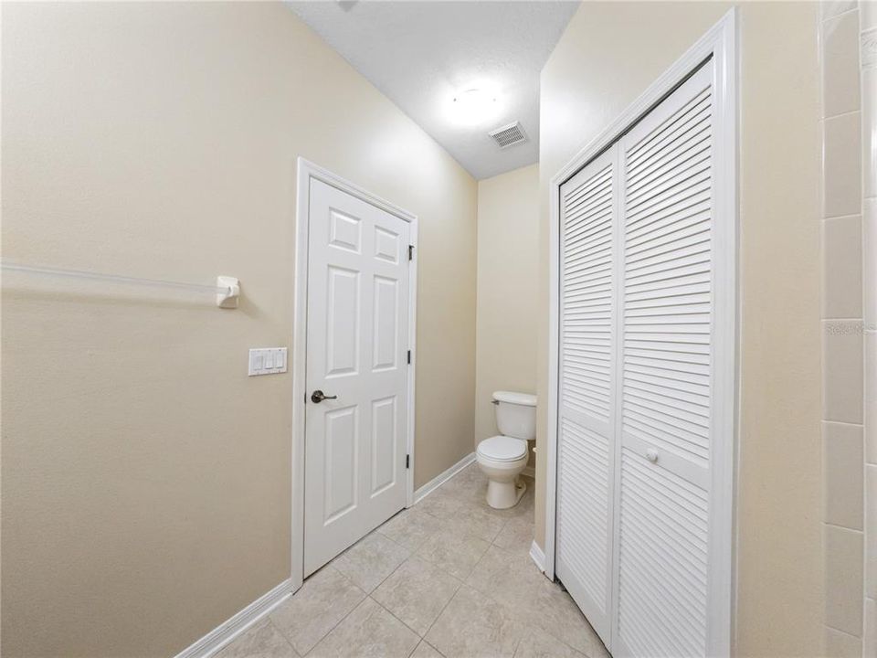 出租: $2,050 (3 贝兹, 2 浴室, 1376 平方英尺)