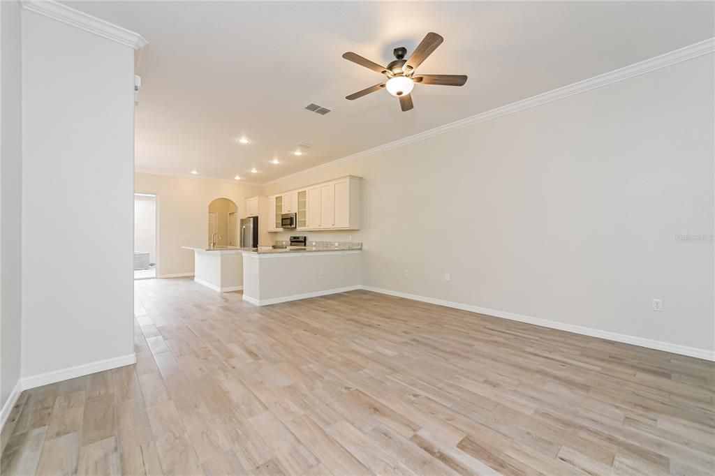 待售: $429,900 (3 贝兹, 2 浴室, 1620 平方英尺)