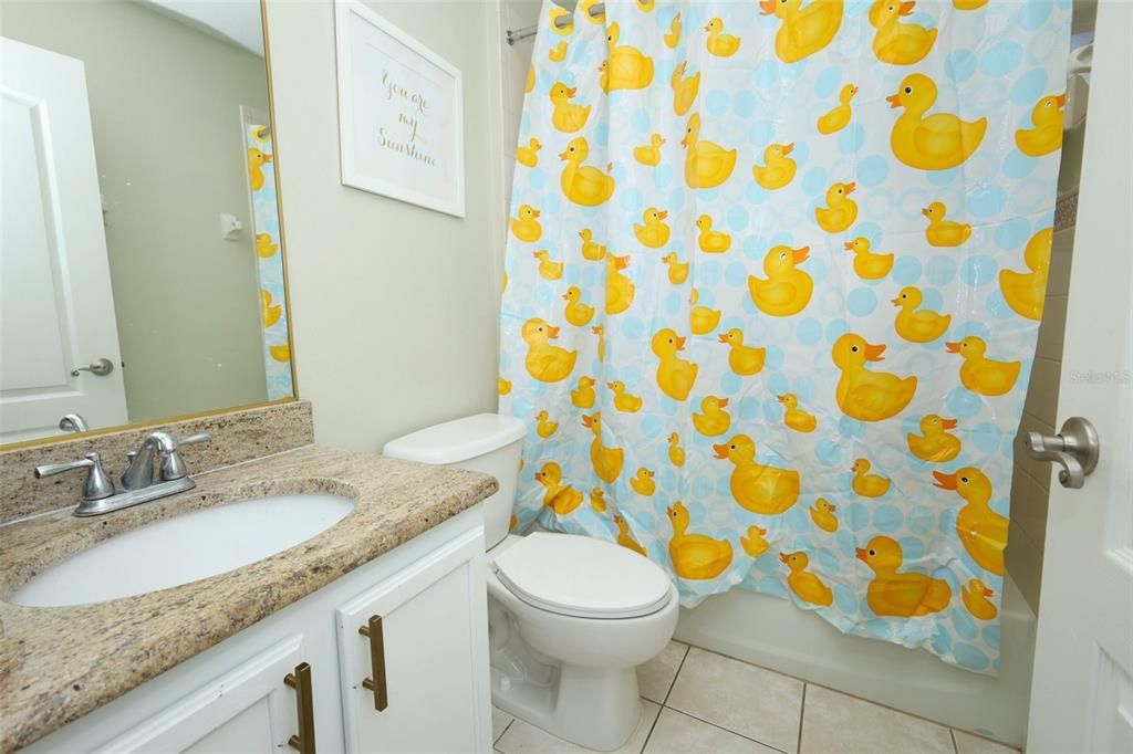 待售: $294,200 (3 贝兹, 2 浴室, 1585 平方英尺)