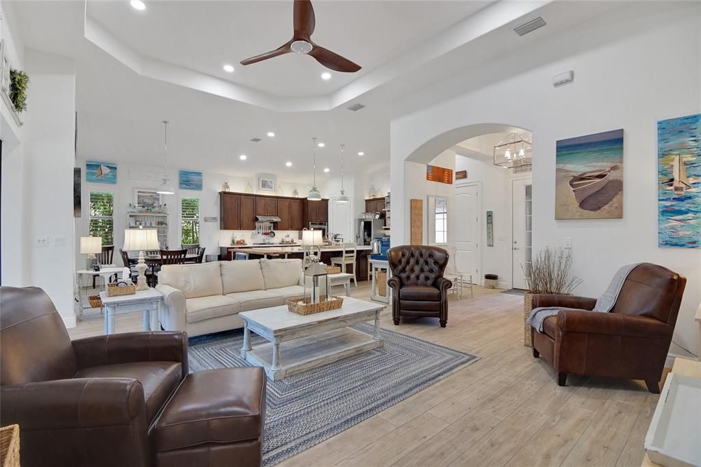 For Sale: $729,900 (4 beds, 3 baths, 2586 Square Feet)