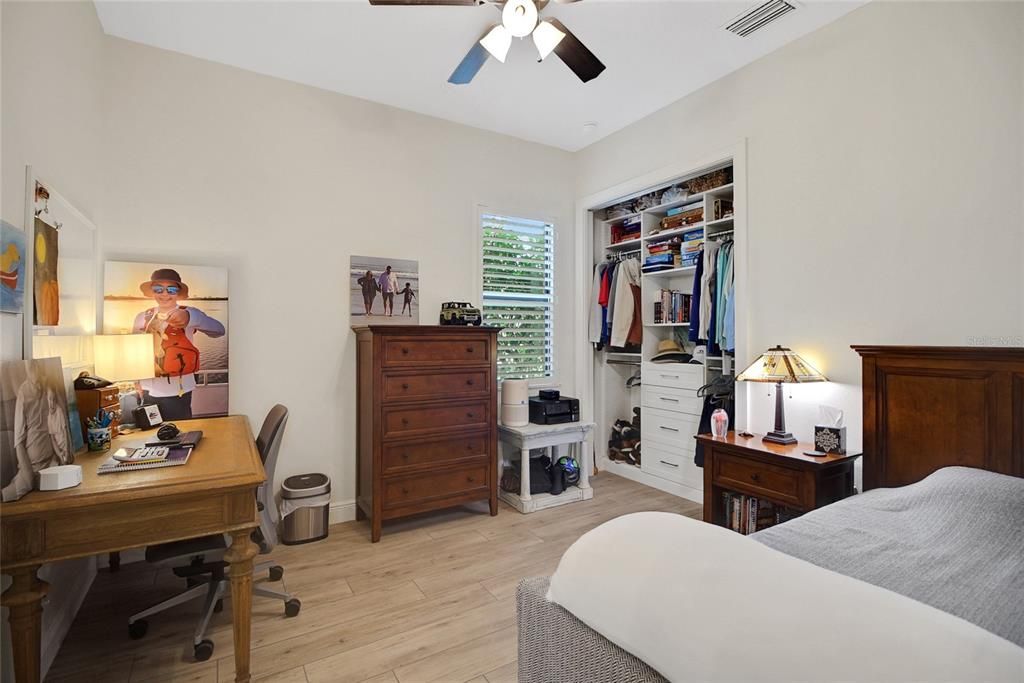 For Sale: $729,900 (4 beds, 3 baths, 2586 Square Feet)