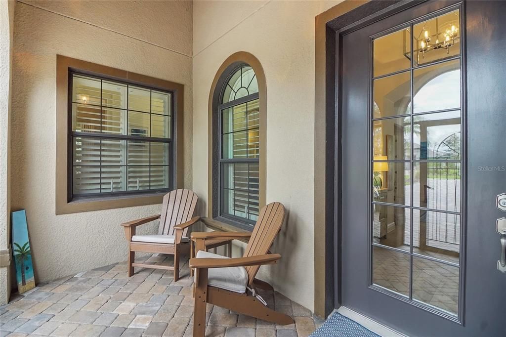 For Sale: $729,900 (4 beds, 3 baths, 2586 Square Feet)