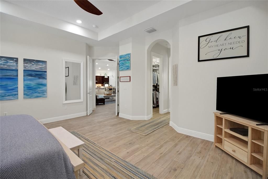 For Sale: $729,900 (4 beds, 3 baths, 2586 Square Feet)