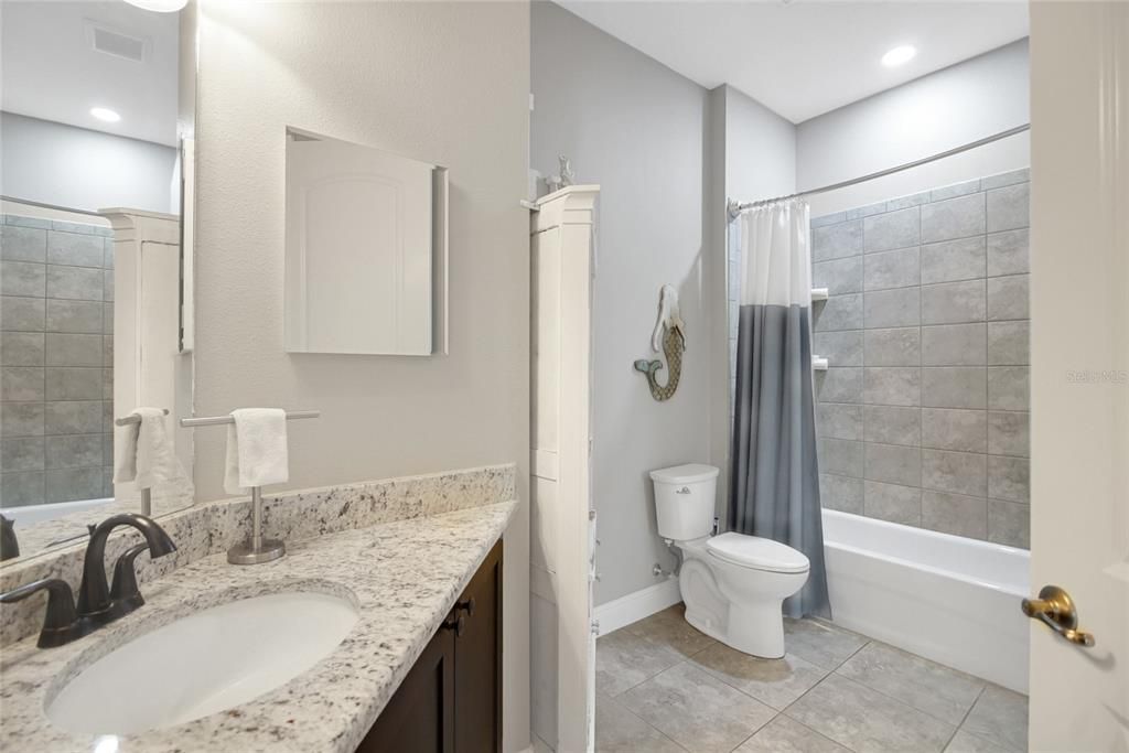 For Sale: $729,900 (4 beds, 3 baths, 2586 Square Feet)