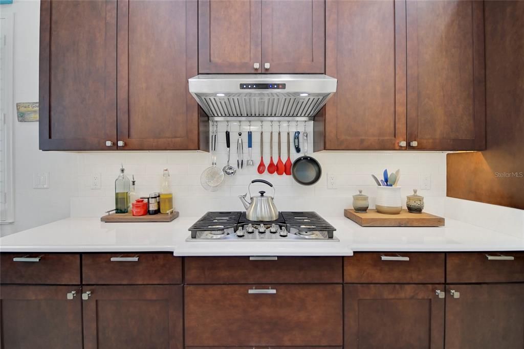 For Sale: $729,900 (4 beds, 3 baths, 2586 Square Feet)