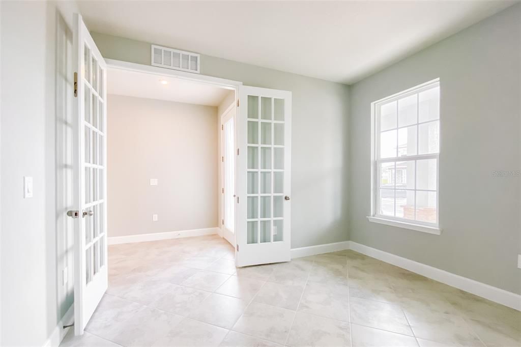 В аренду: $4,000 (4 спален, 3 ванн, 3109 Квадратных фут)