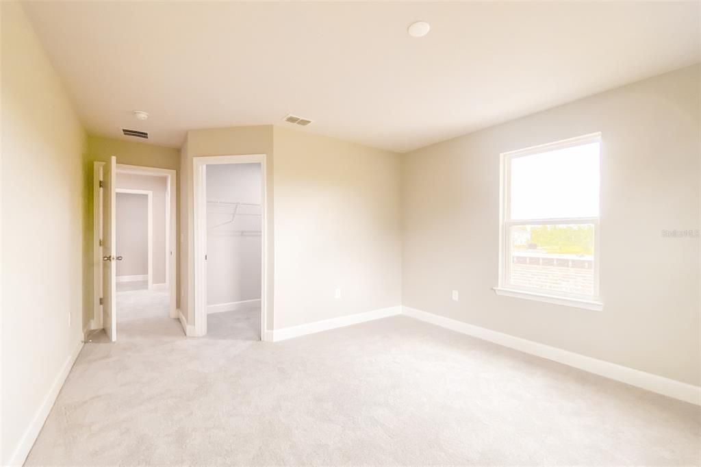 В аренду: $4,000 (4 спален, 3 ванн, 3109 Квадратных фут)