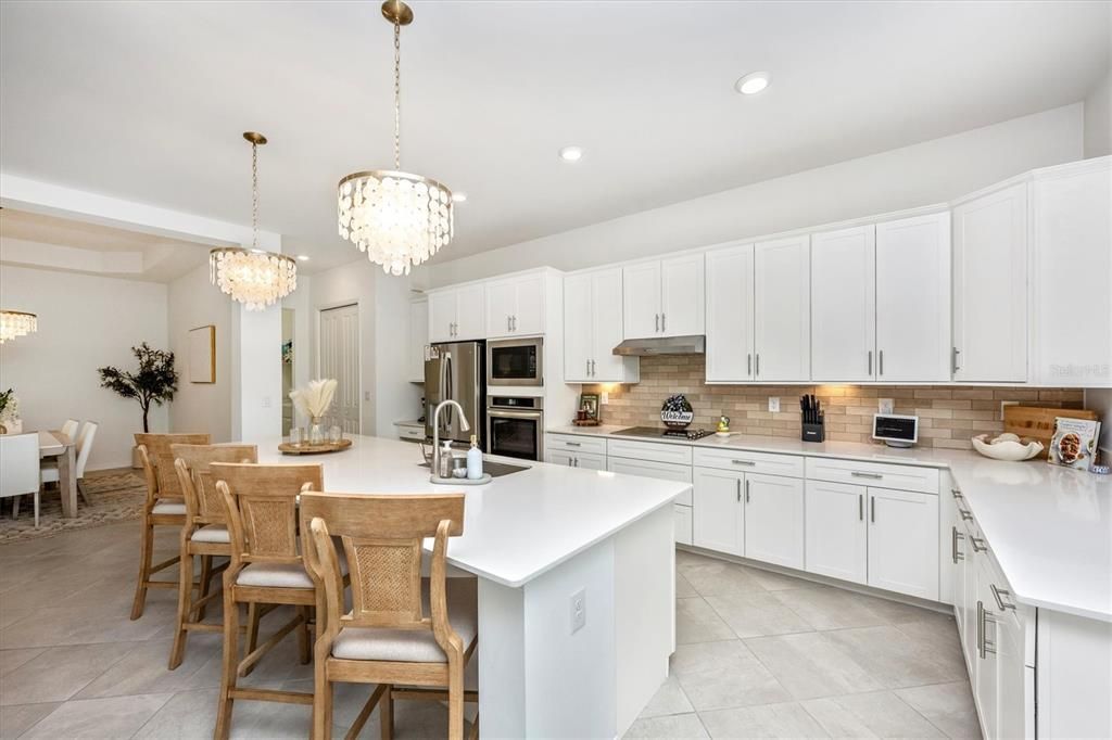 В аренду: $10,000 (3 спален, 2 ванн, 2989 Квадратных фут)