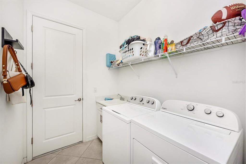 В аренду: $10,000 (3 спален, 2 ванн, 2989 Квадратных фут)