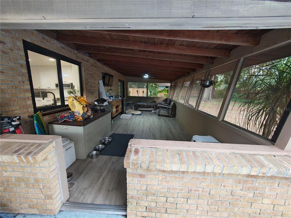 На продажу: $859,900 (3 спален, 3 ванн, 2034 Квадратных фут)