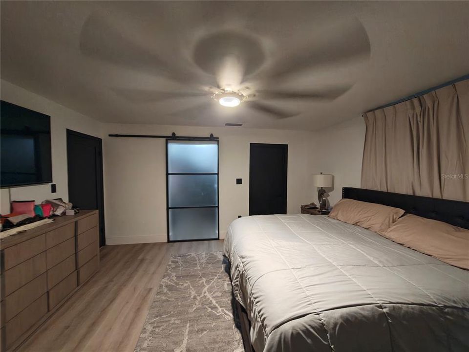 На продажу: $859,900 (3 спален, 3 ванн, 2034 Квадратных фут)